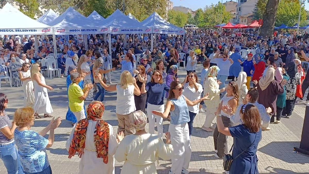İnegöl’de Tarihi Buluşma: Binlerce Karacaovalı Cerrah’ta yeniden kucaklaştı